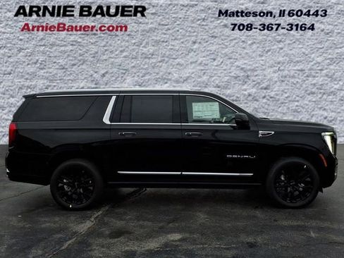 New 2026 GMC Yukon XL Denali w/ Sun & Power Step Package image 4