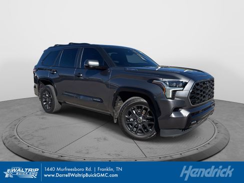 Used 2024 Toyota Sequoia Platinum image 1