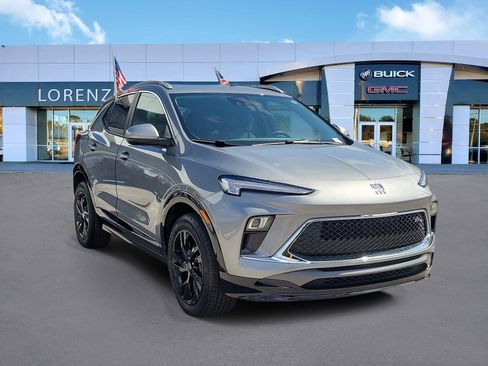 Used 2024 Buick Encore GX Sport Touring w/ Comfort Package image 3