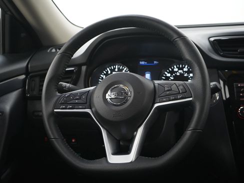 Used 2020 Nissan Rogue SV AWD/4WD image 17