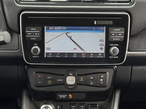 Used 2018 Nissan Leaf SL w/ SL Technology Package FWD image 18