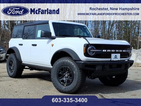 New 2026 Ford Bronco Badlands image 1