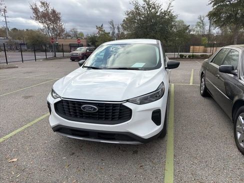 Used 2023 Ford Escape Active image 4