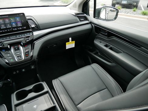 New 2026 Honda Odyssey Elite image 11