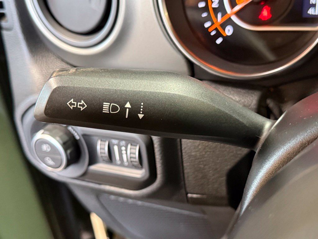 Used 2021 Jeep Gladiator Sport AWD/4WD image 22