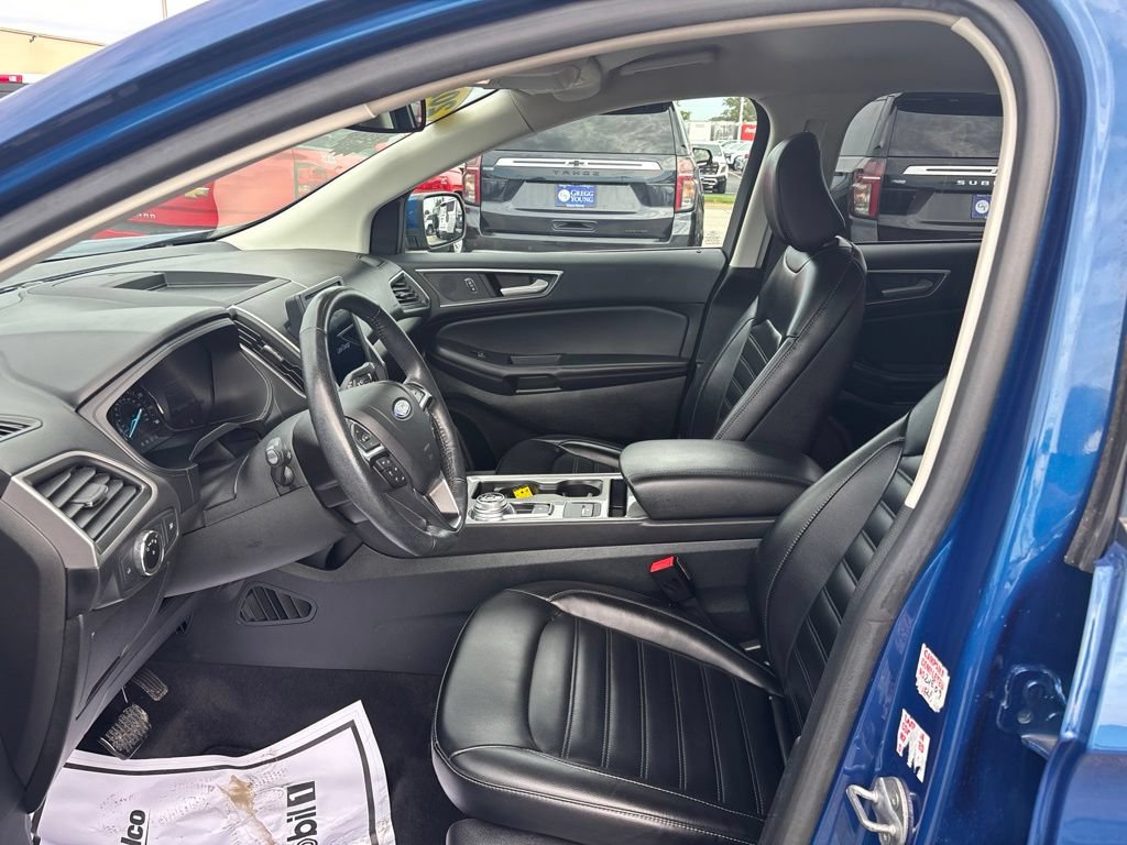 Used 2023 Ford Edge SEL AWD/4WD image 16
