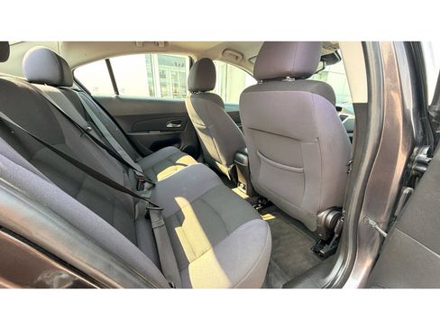 Used 2015 Chevrolet Cruze LT FWD image 13