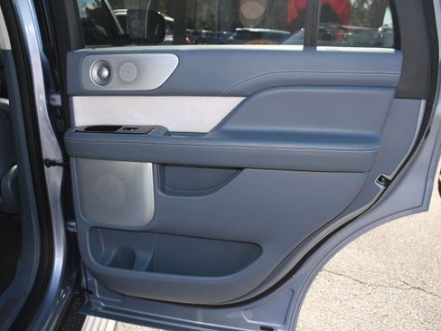 Used 2024 Lincoln Navigator Black Label image 22