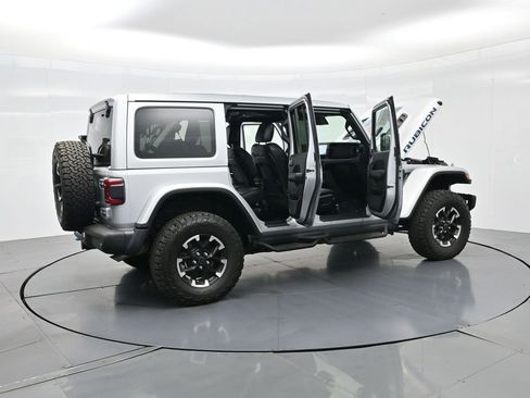 Used 2024 Jeep Wrangler Unlimited Rubicon 4xe image 43