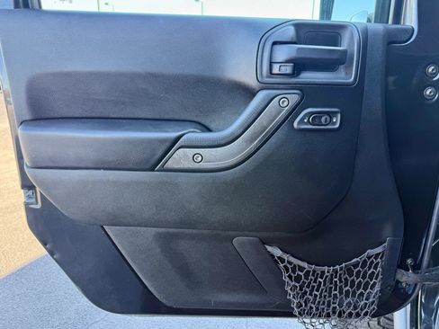 Used 2017 Jeep Wrangler Unlimited Sport w/ Quick Order Package 23S image 28