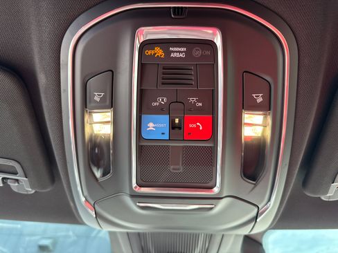 Used 2025 Dodge Charger R/T w/ Quick Order Package 25M R/T image 9