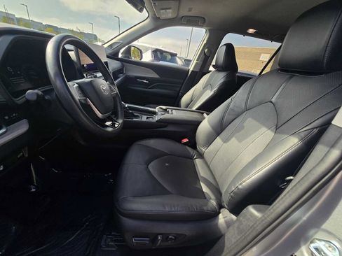 Used 2024 Toyota Grand Highlander FWD image 22