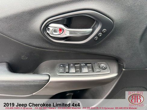 Used 2019 Jeep Cherokee Limited AWD/4WD image 9