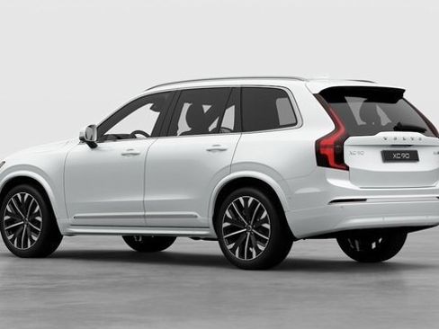 New 2026 Volvo XC90 B6 Ultra w/ Protection Package image 3
