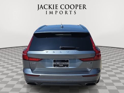 Used 2020 Volvo V60 T5 Cross Country AWD/4WD image 6