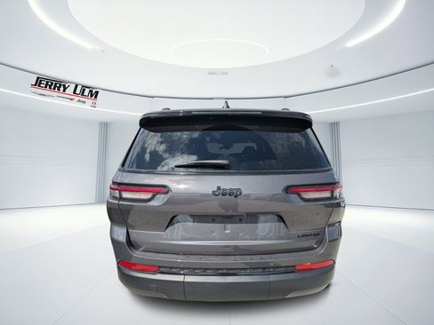 New 2025 Jeep Grand Cherokee L Limited w/ Black Appearance Package image 4
