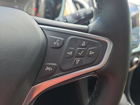 Used 2023 Chevrolet Equinox Premier FWD image 20