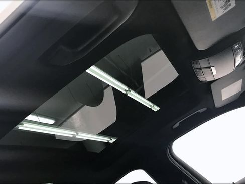 Certified 2018 Mercedes-Benz GLC 300 image 25