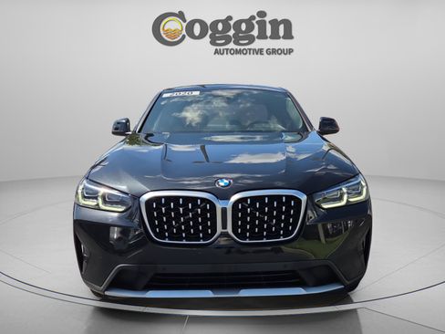 Used 2022 BMW X4 xDrive30i w/ Premium Package 2 AWD/4WD image 8