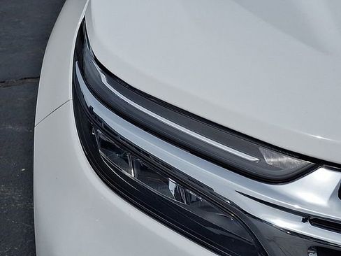 Used 2024 Chevrolet Equinox LT w/ LPO, Floor Liner Package image 9