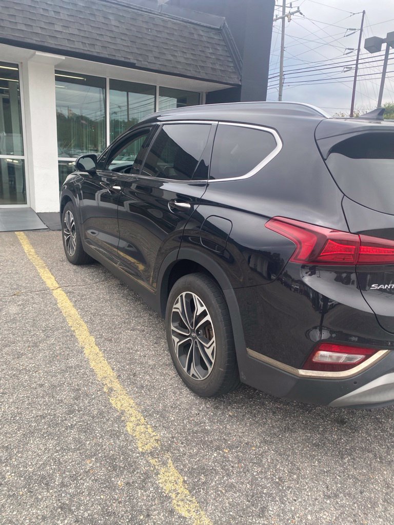 Used 2020 Hyundai Santa Fe Limited w/ Cargo Package FWD image 4