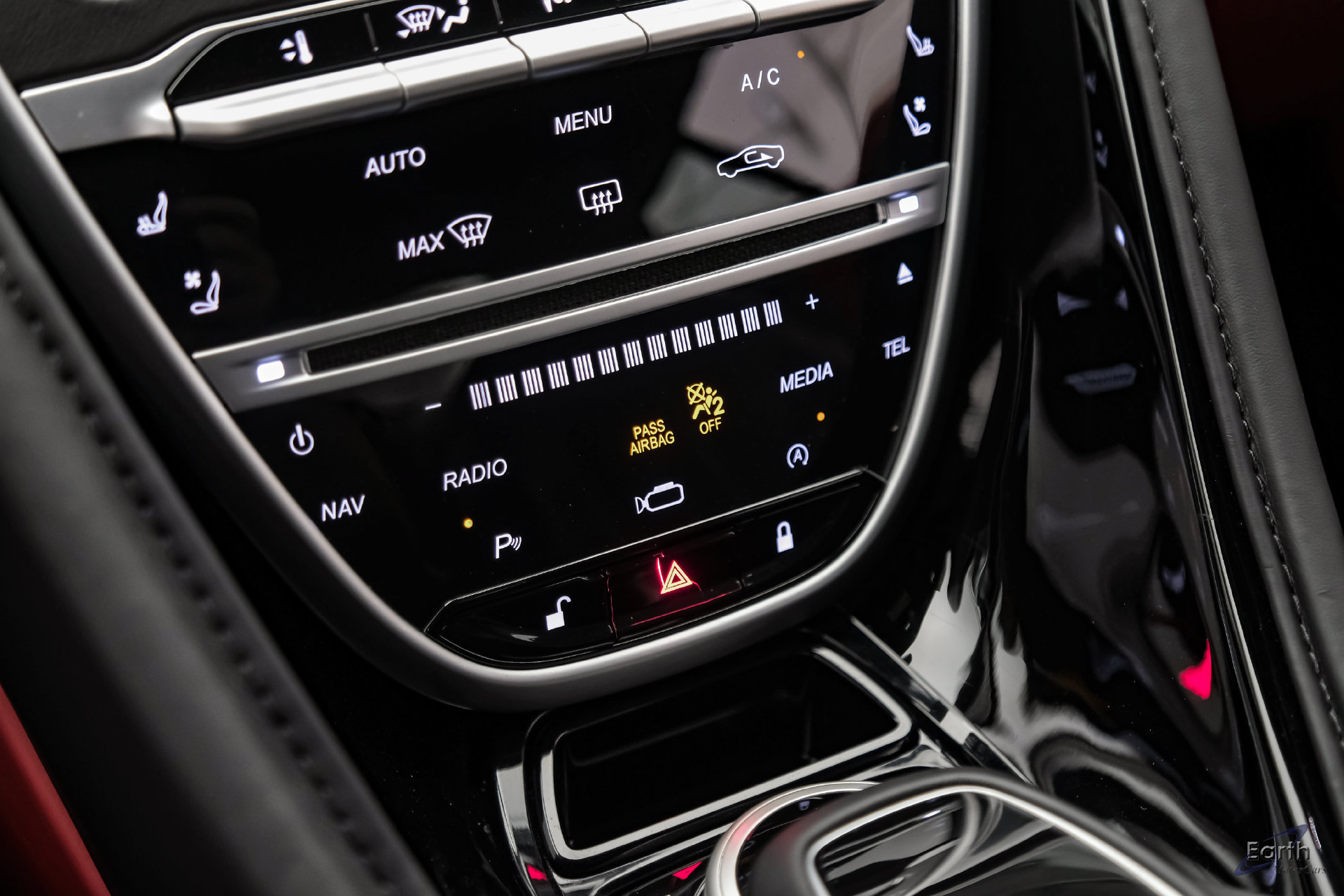 Used 2021 Aston Martin DB11 Coupe RWD image 55