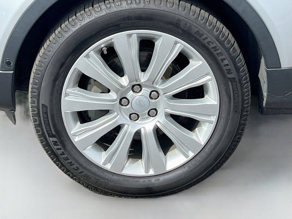 Used 2019 Land Rover Range Rover Evoque HSE AWD/4WD image 33