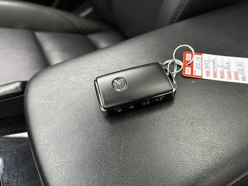 Used 2023 MAZDA MAZDA3 s image 16