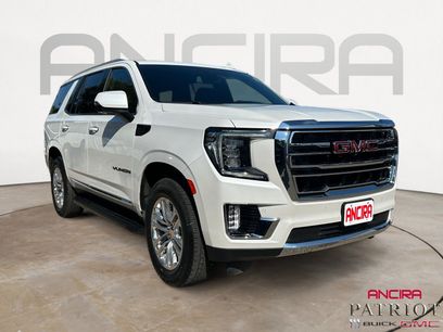 Used 2024 GMC Yukon SLT w/ SLT Luxury Package