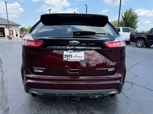 Used 2019 Ford Edge Titanium w/ Equipment Group 301A AWD/4WD image 6