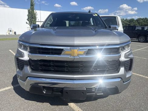 Used 2024 Chevrolet Silverado 1500 LT w/ Leather Package RWD image 32