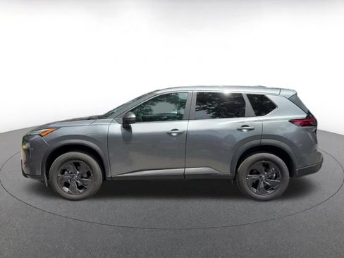 Used 2026 Nissan Rogue SV AWD/4WD image 7