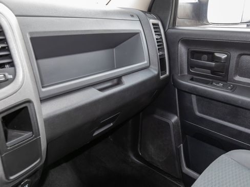 Used 2016 RAM 3500 Tradesman w/ Chrome Appearance Group image 23