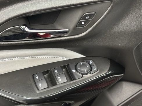 Used 2024 Chevrolet Trax LT image 11