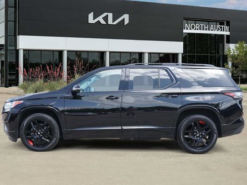 Used 2020 Chevrolet Traverse Premier w/ Redline Edition FWD image 3