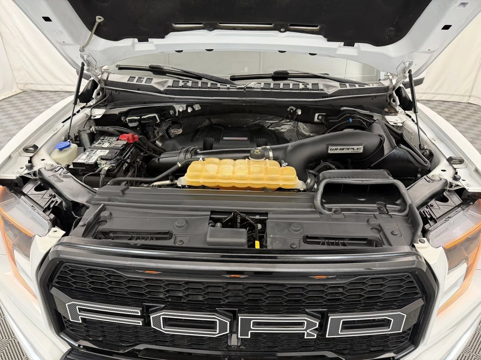 Used 2017 Ford F150 Raptor w/ Equipment Group 802A Luxury AWD/4WD image 37