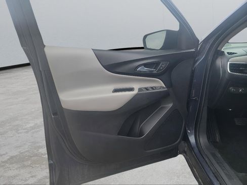 Used 2018 Chevrolet Equinox LS image 9