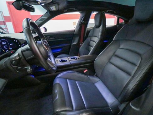 Used 2020 Porsche Taycan Turbo AWD/4WD image 11