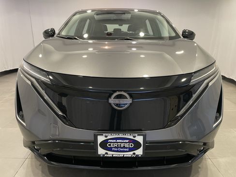 Used 2024 Nissan Ariya AWD image 2