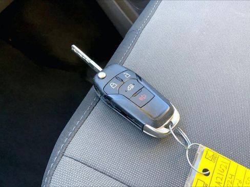 Used 2024 Ford Transit 350 XLT image 13