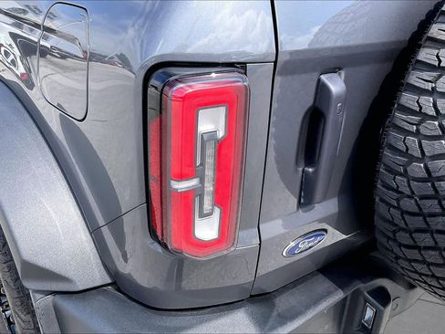 Used 2022 Ford Bronco Wildtrak AWD/4WD image 24