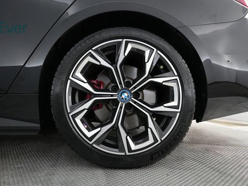 Used 2023 BMW i4 M50 w/ Premium Package image 17