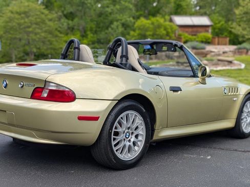 Used 2001 BMW Z3 2.5i RWD image 10