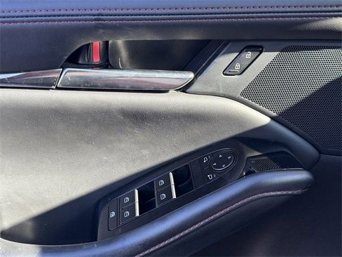 Used 2024 MAZDA MAZDA3 s image 29