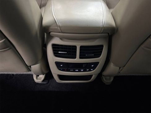 Used 2017 Acura MDX SH-AWD w/ Advance Package image 33