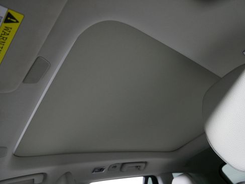 Used 2020 Volvo XC90 T6 Momentum image 30