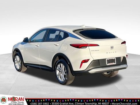 Certified 2024 Buick Envista Preferred w/ Convenience I Package image 4