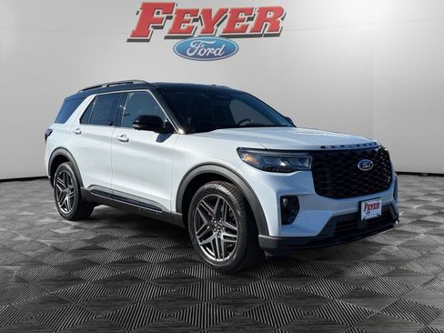 New 2026 Ford Explorer ST AWD/4WD image 3
