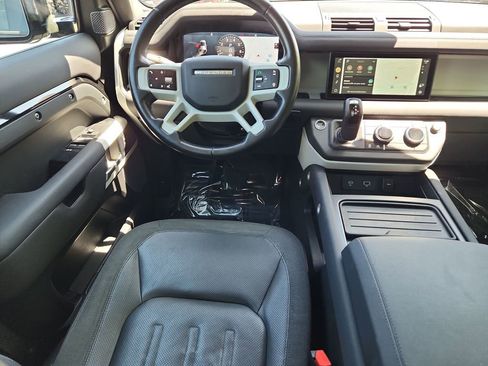 Used 2021 Land Rover Defender 110 S AWD/4WD image 4