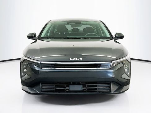 Used 2025 Kia K4 LXS image 2